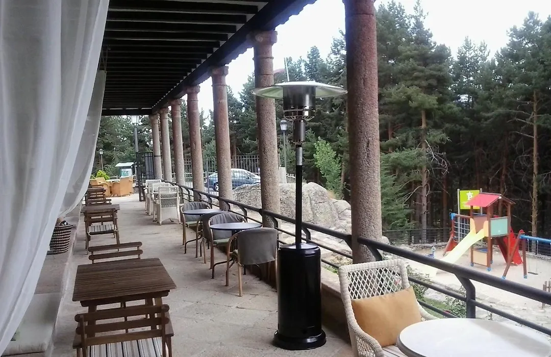 Parador De Gredos-1