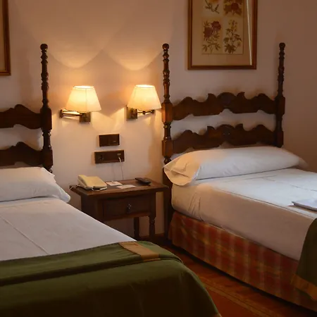 Parador De Gredos-2